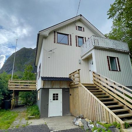 Apartments Reine Lofoten Екстер'єр фото