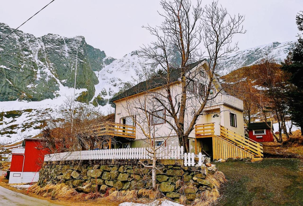 Apartments Reine Lofoten Екстер'єр фото
