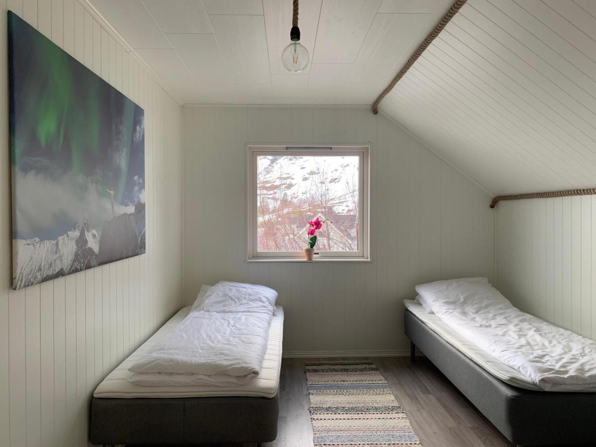 Apartments Reine Lofoten Екстер'єр фото
