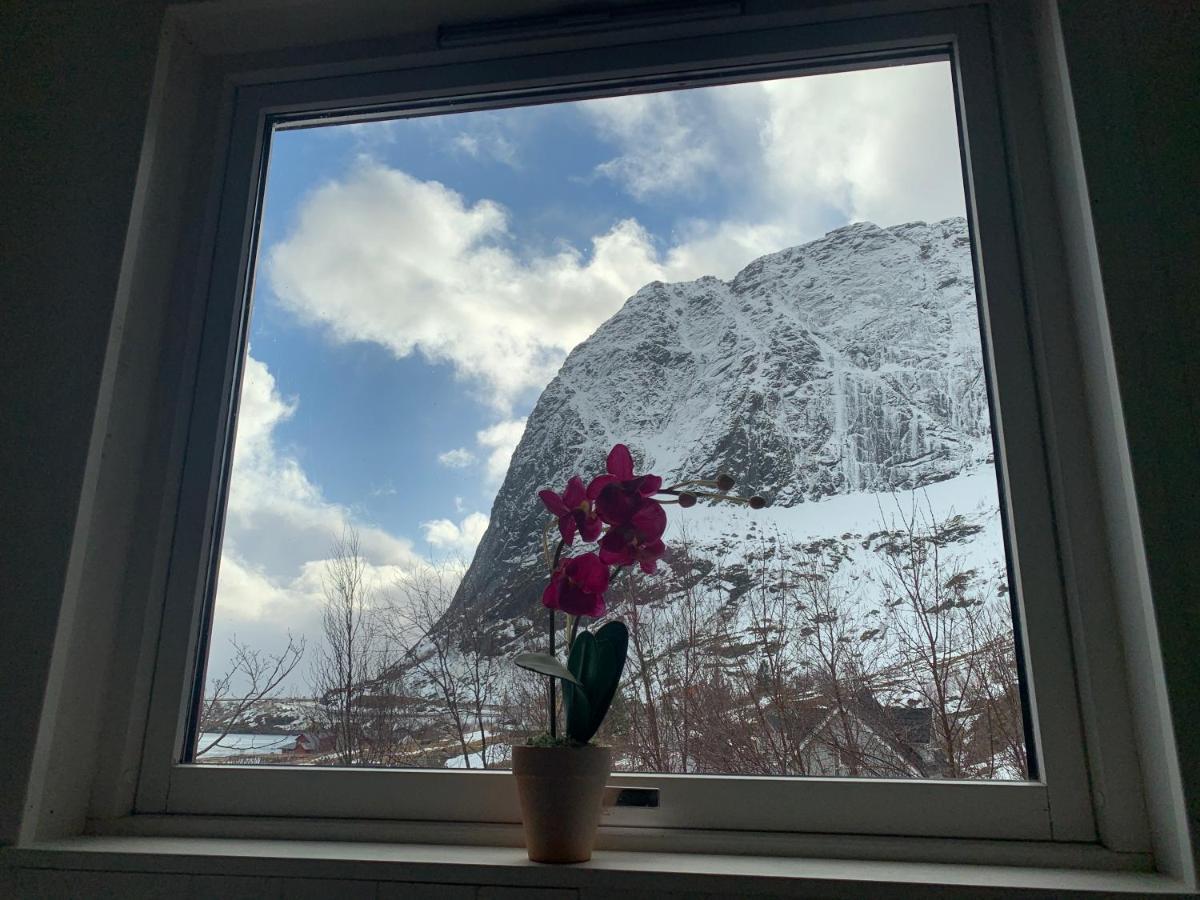 Apartments Reine Lofoten Екстер'єр фото