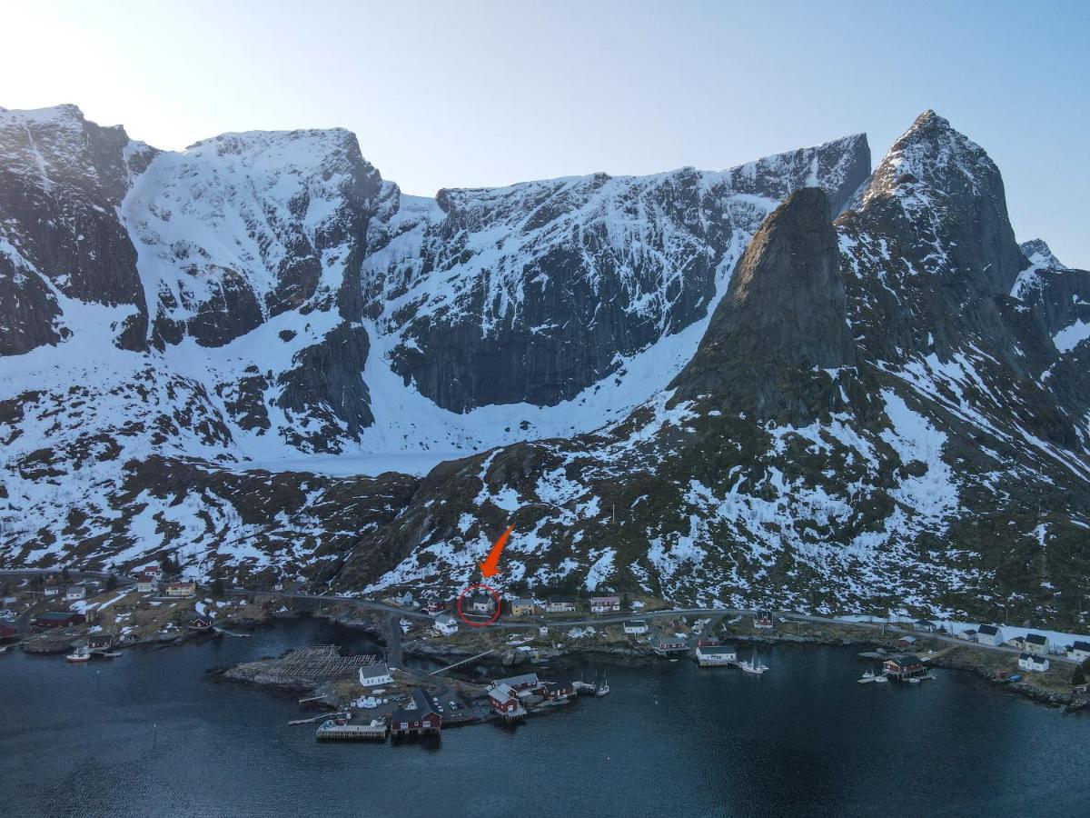 Apartments Reine Lofoten Екстер'єр фото